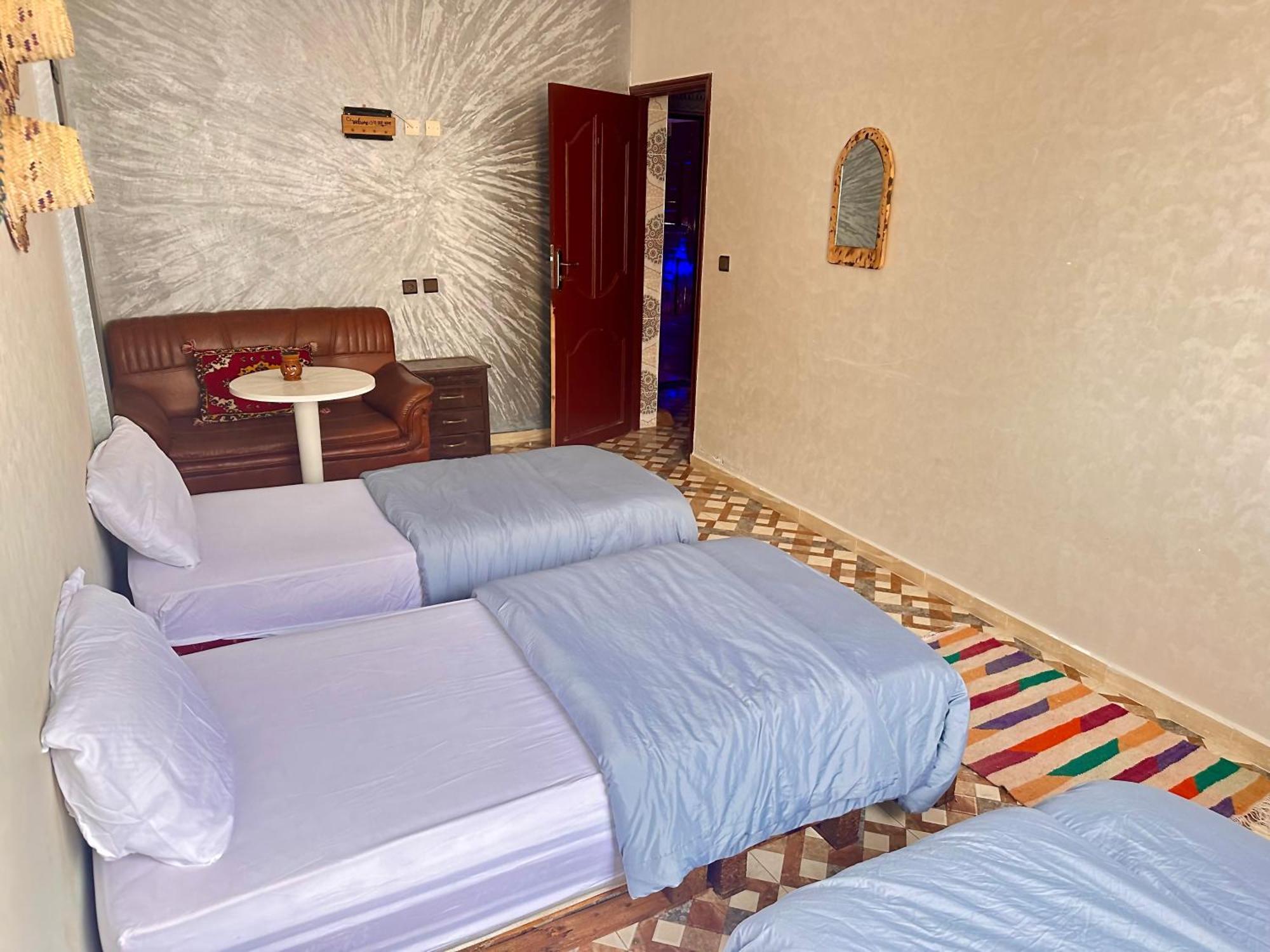 Imsouane Surf Slab Hostel Bagian luar foto